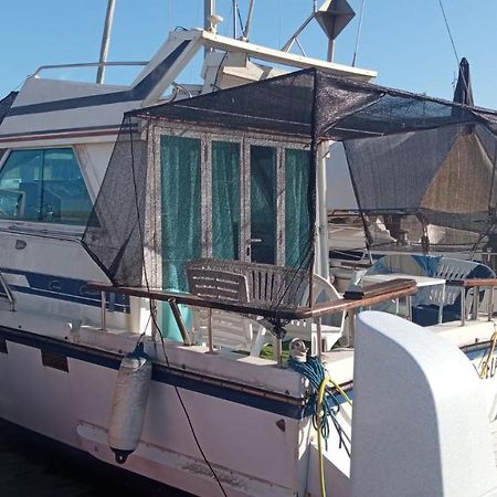 Encantador Barco En Barcelona Sant Adrià de Besòs Exteriör bild